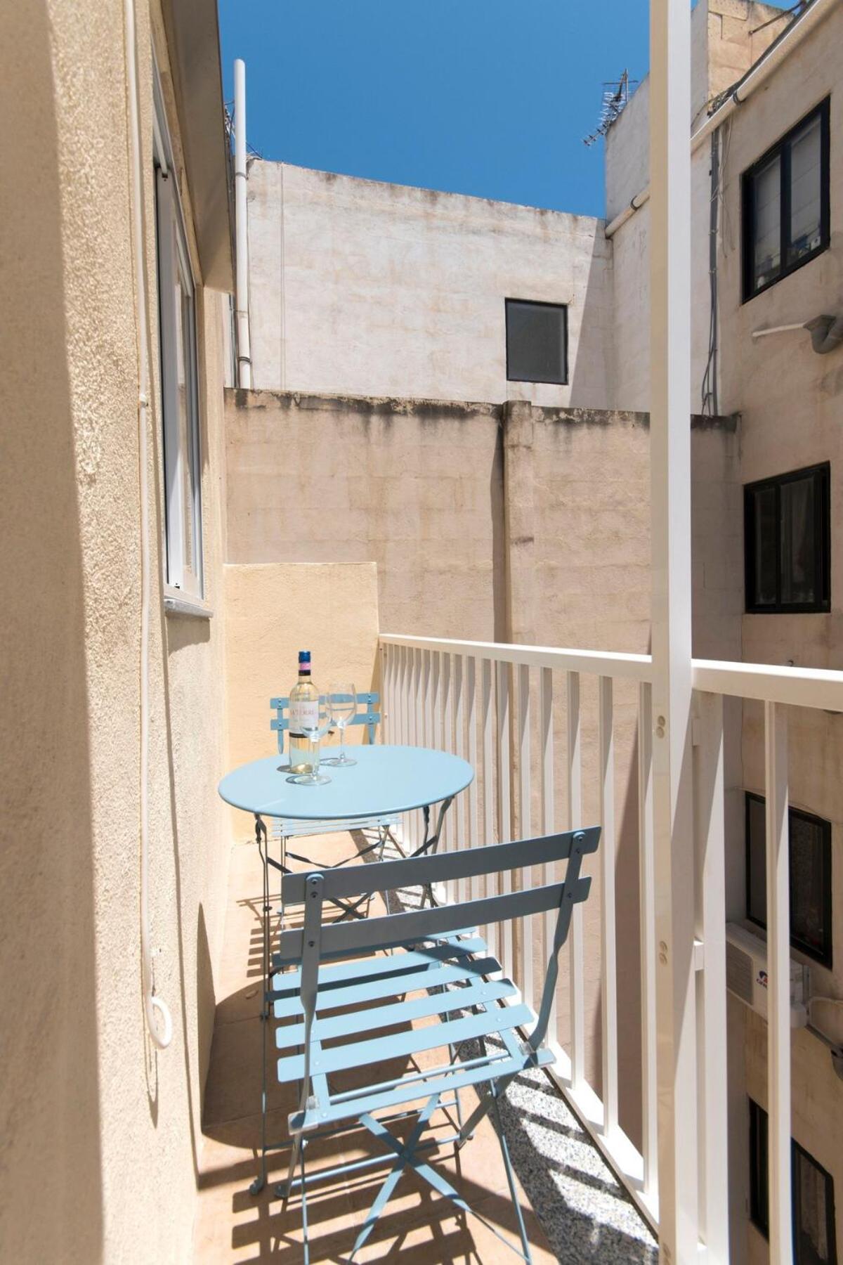 Urbanstays - Gzira 1 Bedroom Apartments By Shortletsmalta Dış mekan fotoğraf