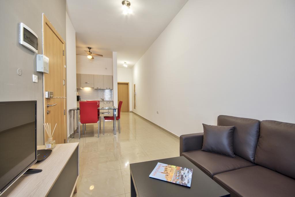 Urbanstays - Gzira 1 Bedroom Apartments By Shortletsmalta Dış mekan fotoğraf